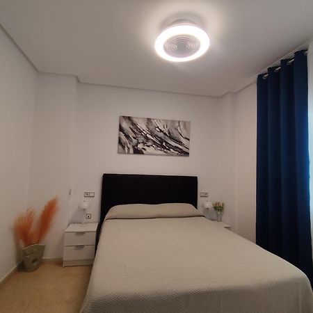 Macarena III Apartments, 300 Meter Zu Playa Del Cura 또레비에하 외부 사진