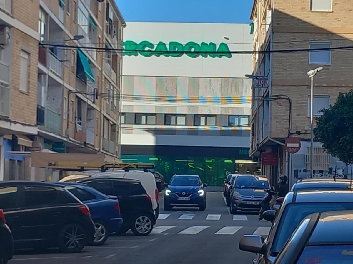 Macarena III Apartments, 300 Meter Zu Playa Del Cura 또레비에하 외부 사진